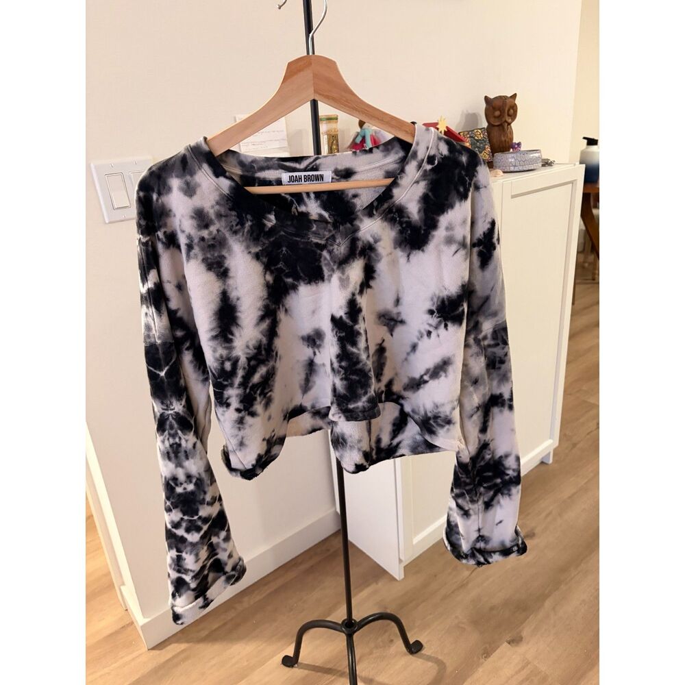 Joah Brown Tie-Dye Cropped Pullover - One Size - Picture 3 of 3